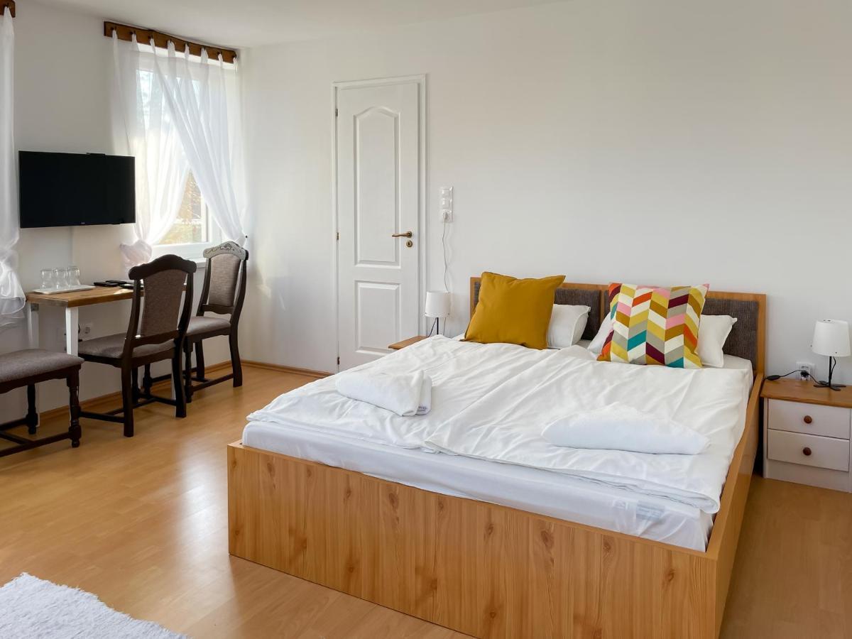 Bed and Breakfast Tanyacsarda Panzio Боя Екстер'єр фото